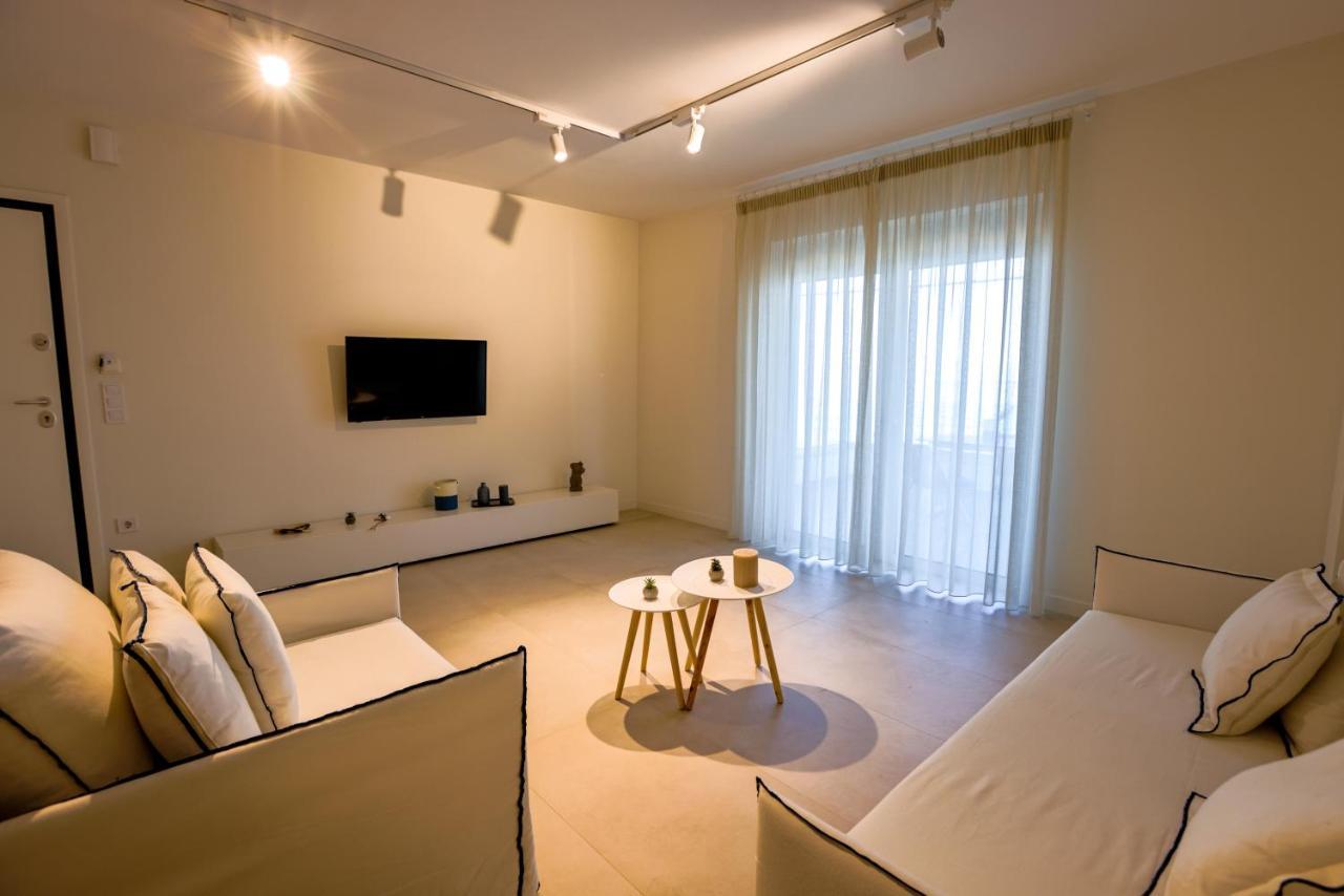 La Mer Bleue Beachfront Boutique Apartments ヴラハティ エクステリア 写真