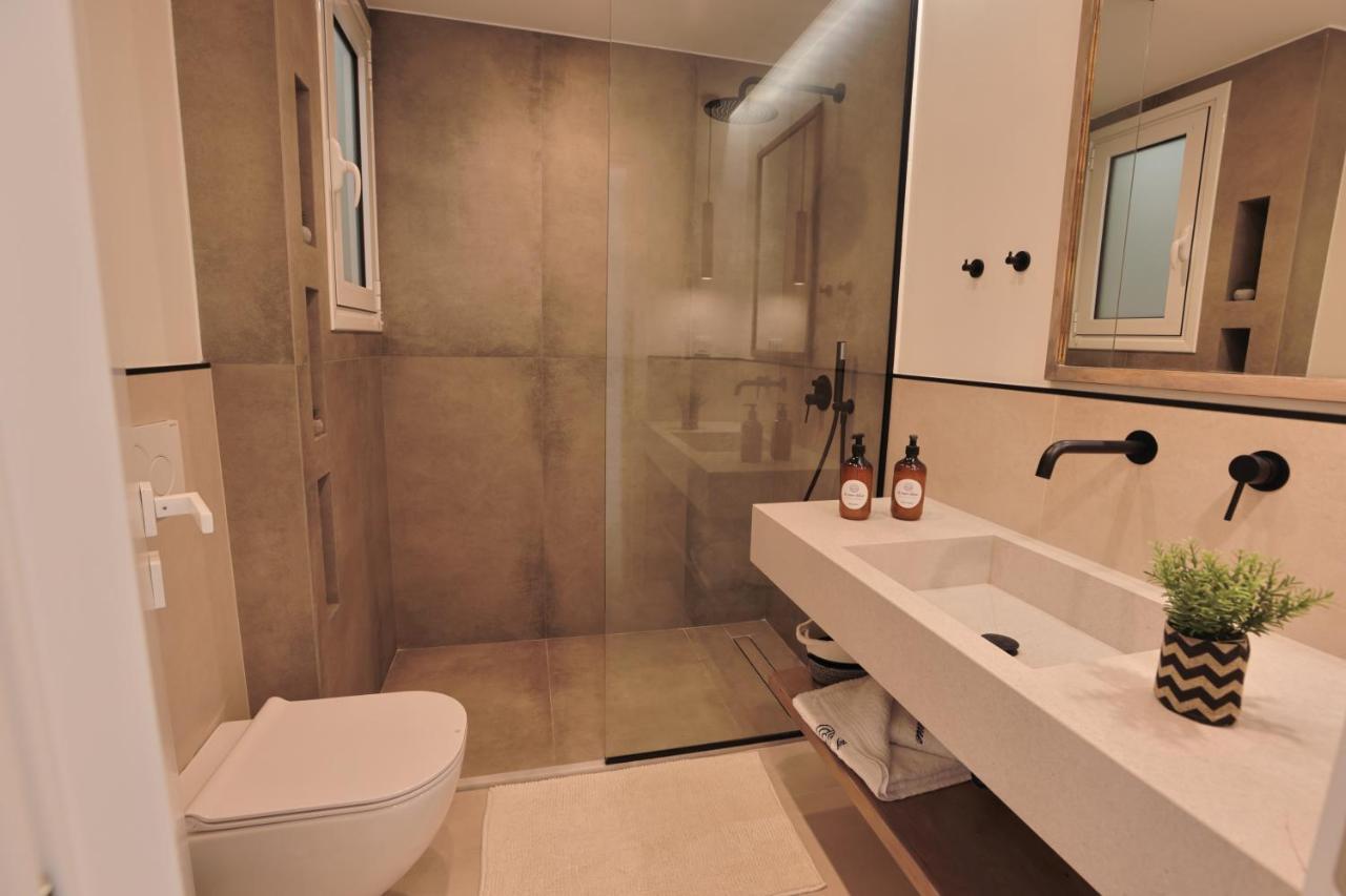 La Mer Bleue Beachfront Boutique Apartments ヴラハティ エクステリア 写真