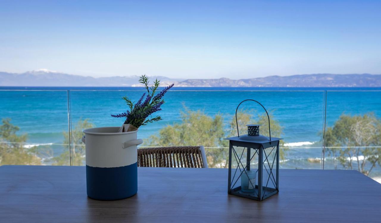 La Mer Bleue Beachfront Boutique Apartments ヴラハティ エクステリア 写真
